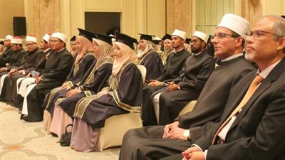 وكيل الأزهر: نعول على الطلاب الوافدين في نقل صورة الإسلام السمحة لبلدانهم