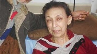 تشييع جنازة المخرجة مها عرام من مسجد بالدقي إلى مقابر الأسرة بـ6 أكتوبر