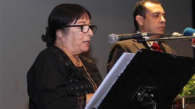 محمود الجندى وسميره عبدالعزيز فى صالون الفن احتفالًا ب 