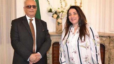 انضمام الدكتورة أمل صديق عفيفي إلى حزب الوفد