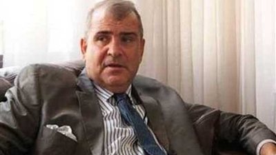 سفير مصر الجديد بالجزائر يقدم أوراق اعتماده لوزير الشؤون الخارجية الجزائري