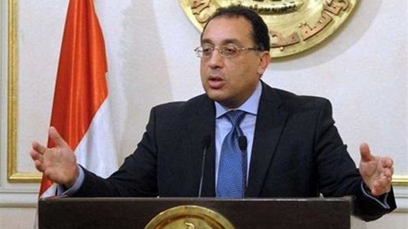 مدبولى يتفقد مدرسة