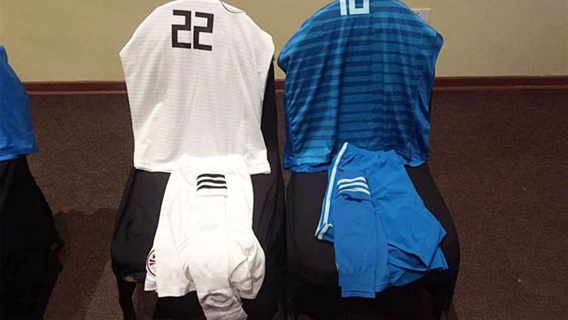 مصر بالأبيض أمام