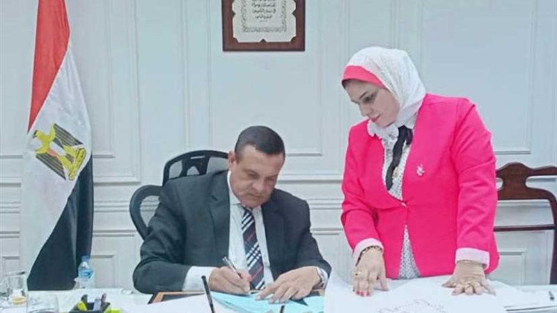 محافظ البحيرة يعتمد