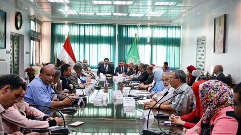 عبد الحليم يبحث إطلاق