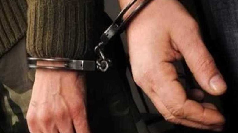 ضبط شخصين لاستيلائهما