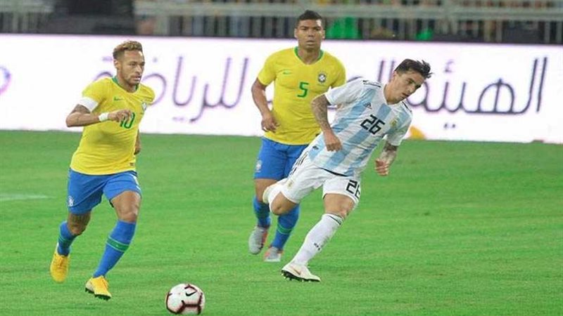 البرازيل تفوز على