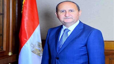 وزير التجارة يبحث مع وفد من الشركات الإيطالية تعزيز العلاقات الصناعية والاستثمارية