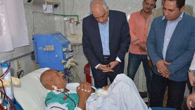 محافظ الجيزة يتفقد مستشفى أبو النمرس والبدرشين