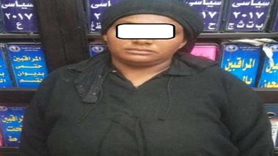 حكاية عاملة قمامة ألقت جثة طفلها في صندوق سيارة بالمطرية.. (صور)