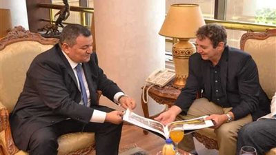 هيكل يستقبل ممثلي شركات إنتاج أمريكية وكندية