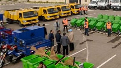 المنيا تتعاقد على 60 تروسيكلا لجمع القمامة