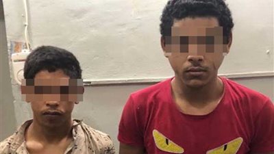 عصابة سرقة كماليات السيارات سقطت في مدينة نصر