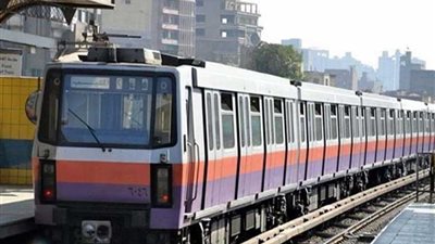 سحب قطار معطل بالخط الثانى 