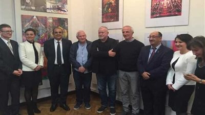 السفير المصري في بولندا يفتتح معرضًا فنيًا بأكاديمية 