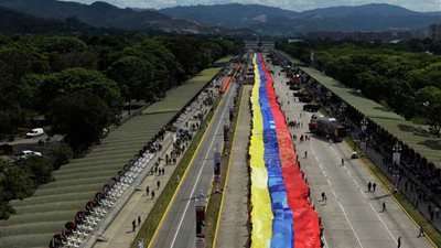 الإكوادور تعتزم طرد السفير الفنزويلي بعد إساءة كراكاس للرئيس لينين مورينو