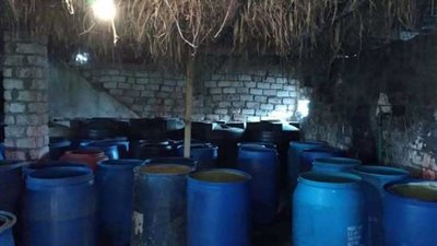 ضبط 25 طن مخللات غير صالحة للاستخدام الأدامى بالبحيرة 