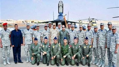 موجز لأهم أنباء 24 ساعة.. شاهد.. الرئيس يتفقد قاعدة جوية.. ومحطة الضبعة تدخل مرحلة استخراج التصاريح