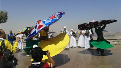 فنون التنورة وعروض واحية برمز الصداقة بأسوان