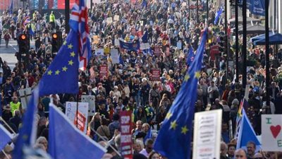 مظاهرة حاشدة ضد خروج بريطانيا من الاتحاد الأوروبى