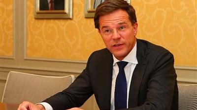 وفاة رئيس وزراء هولندا الأسبق فيم كوك عن عمر 80 عاماً