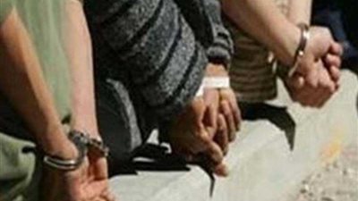 ضبط ٣ طلاب تسببوا في اشتعال النيران في 5 سيارات إسعاف مكهنة