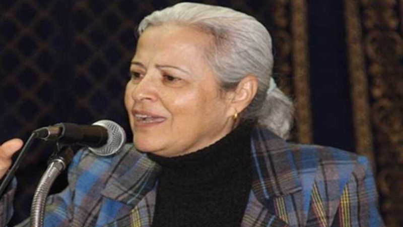 منى مينا: أوضاع الأطباء