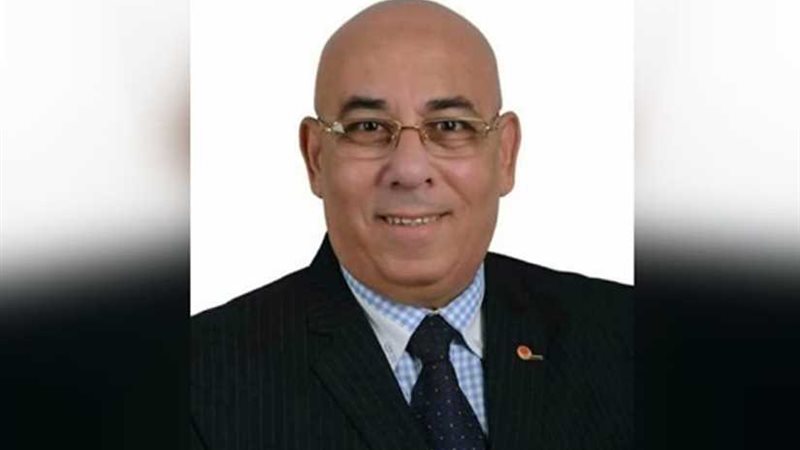 رئيس اتحاد الكاراتيه