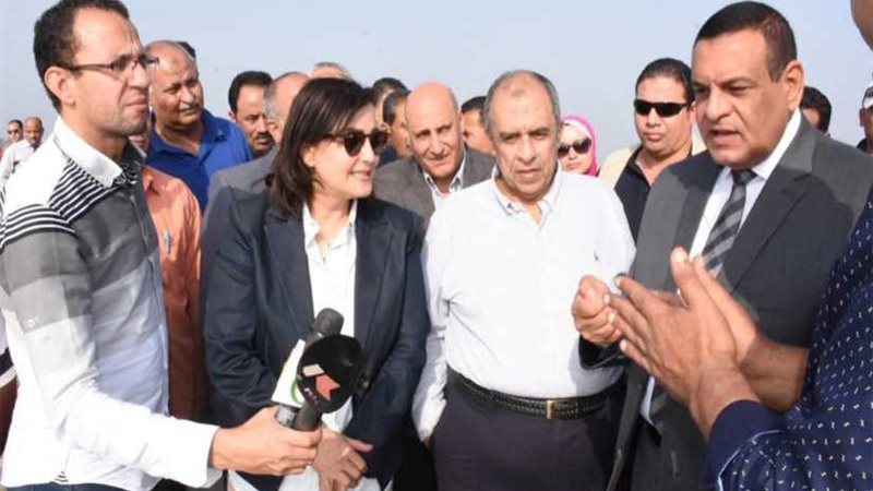 وزير الزراعة ومحافظ