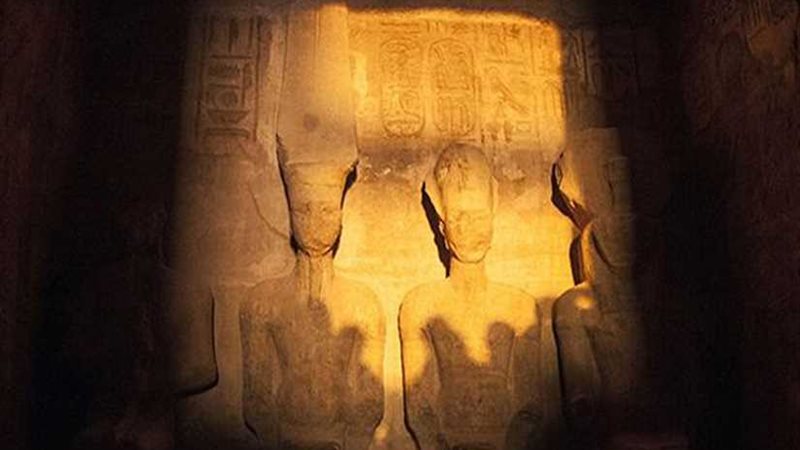 الآثار: وزراء وسفراء