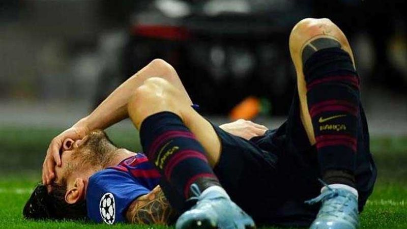 ميسي يتعرض لإصابة