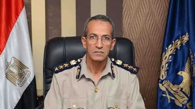 ضبط سمسار تراخيص السيارات بالبحيرة