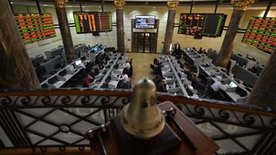 البورصة تخسر 3.5 مليار جنيه .. وأداء متباين بمؤشراتها عند الإقفال