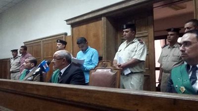 تأجيل محاكمة المتهم بقتل طفليه 