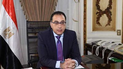 مدبولي يبحث ارتفاع سعر الغاز لمصانع النسيج في 