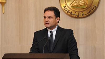 سفير مصر بباريس يفتتح الجناح المصري بمعرض 