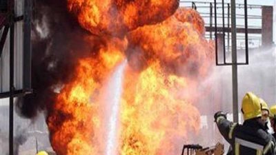 السيطرة على حريق هائل بشركة للخدمات البترولية بإدكو
