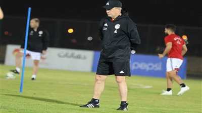 11 محترفًا في صفوف المنتخب استعدادًا لتونس