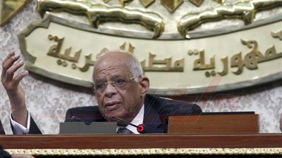 رئيس البرلمان للأعضاء: يجب ألا نستغل الحصانة في السب وارتكاب الجرائم