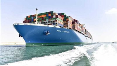 تداول 21 سفينة حاويات وبضائع ببورسعيد