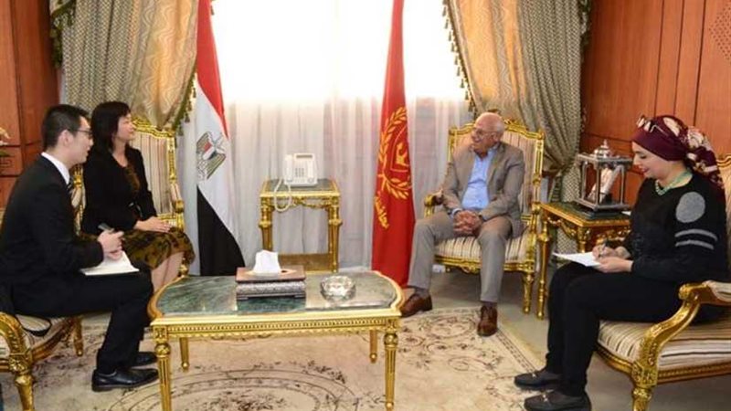 محافظ بورسعيد يستقبل