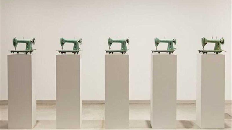 معرض خطوات نحو المستحيل