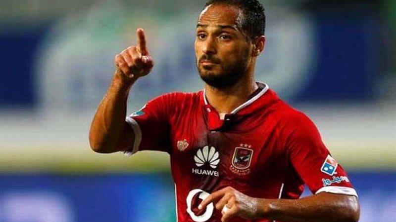 وليد سليمان يضرب