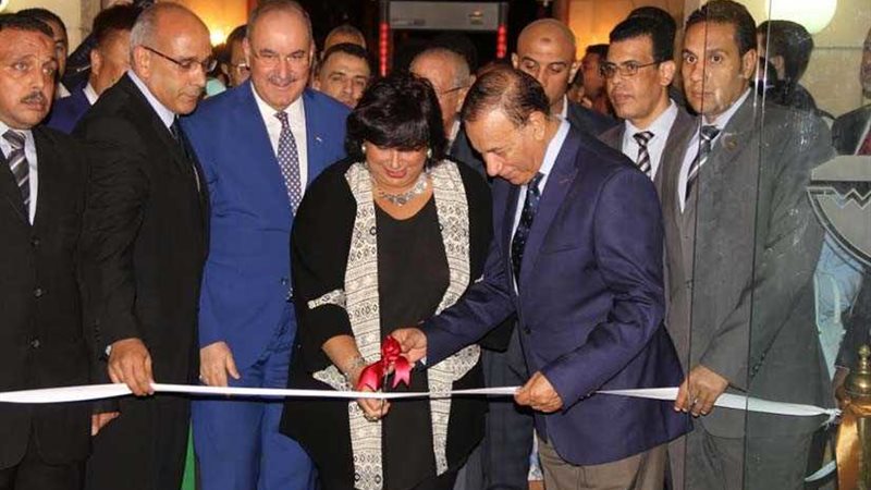 وزيرة الثقافة تفتتح