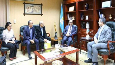 وزير الآثار يبحث مع سفيري سويسرا وبلجيكا التعاون الآثري المشترك