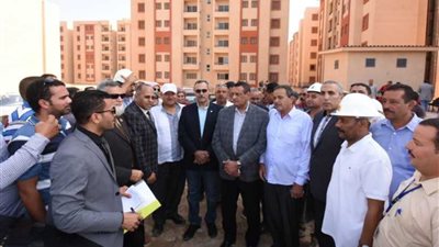 محافظ البحيرة: توصيل المرافق لمساكن الوكيل بكفر الدوار