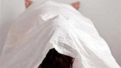 مصرع ربة منزل صدمتها سيارة أثناء عبورها الطريق الصحراوي بالبحيرة