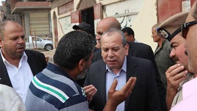 محافظ كفرالشيخ يستمع لشكاوي المواطنين