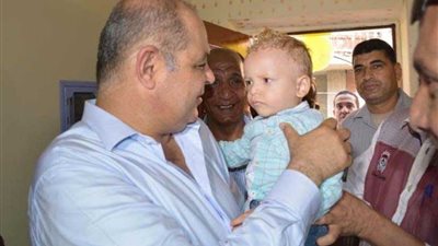 بعد إعادة بنائه.. محافظ الغربية يفتتح منزل مواطن