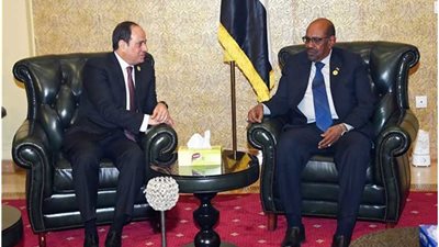 البشير للسيسي: زيارتكم للسودان أعطت قوة الدفع اللازمة لمسيرة العلاقات
